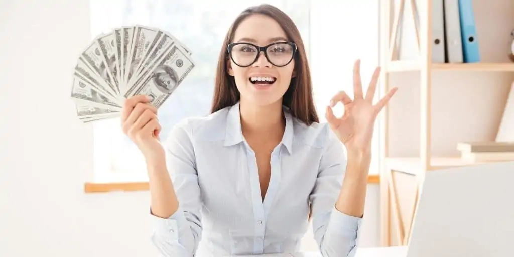 Tips to Save Money in College